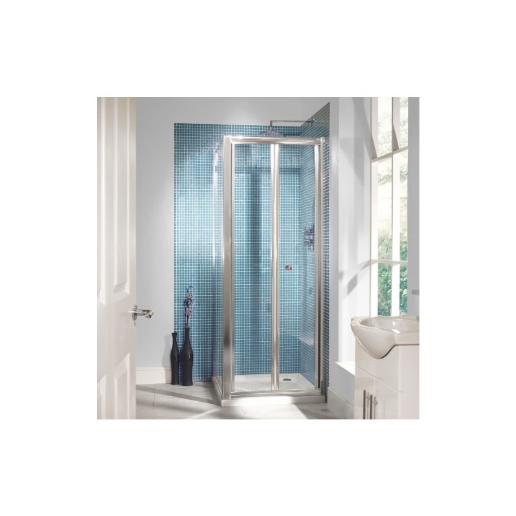 800 Bi Fold Shower Door with Side Panel and Shower Tray