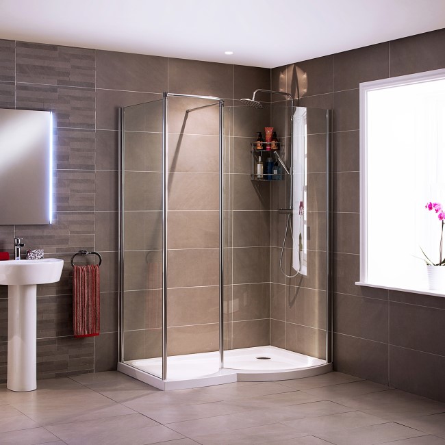 1400 x 900mm Curved Right Hand Walk-In Shower Enclosure with Shower Tray