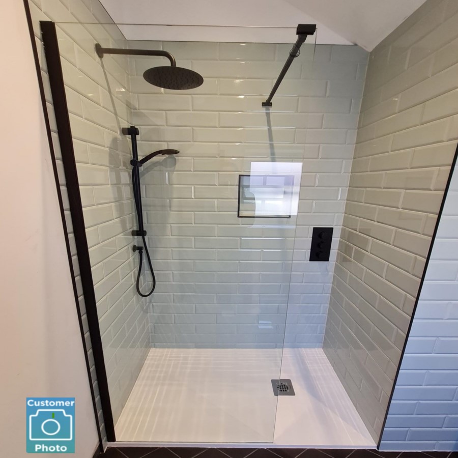 GRADE A2 - 1200mm Black Frameless Wet Room Shower Screen - Corvus