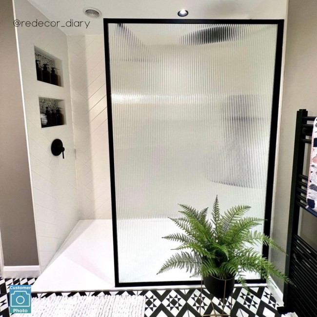 GRADE A1 - 1400mm Black Fluted Glass Wet Room Shower Screen - Volan