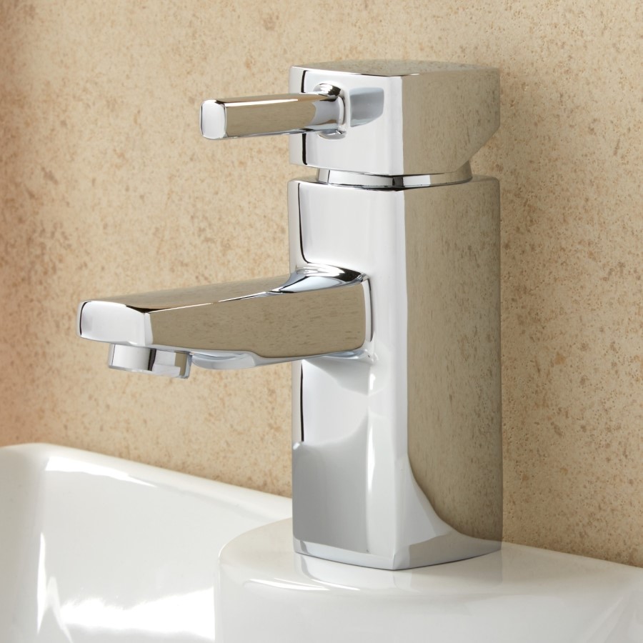 Grade A1 - Chrome Bath and Basin Tap Set - Form