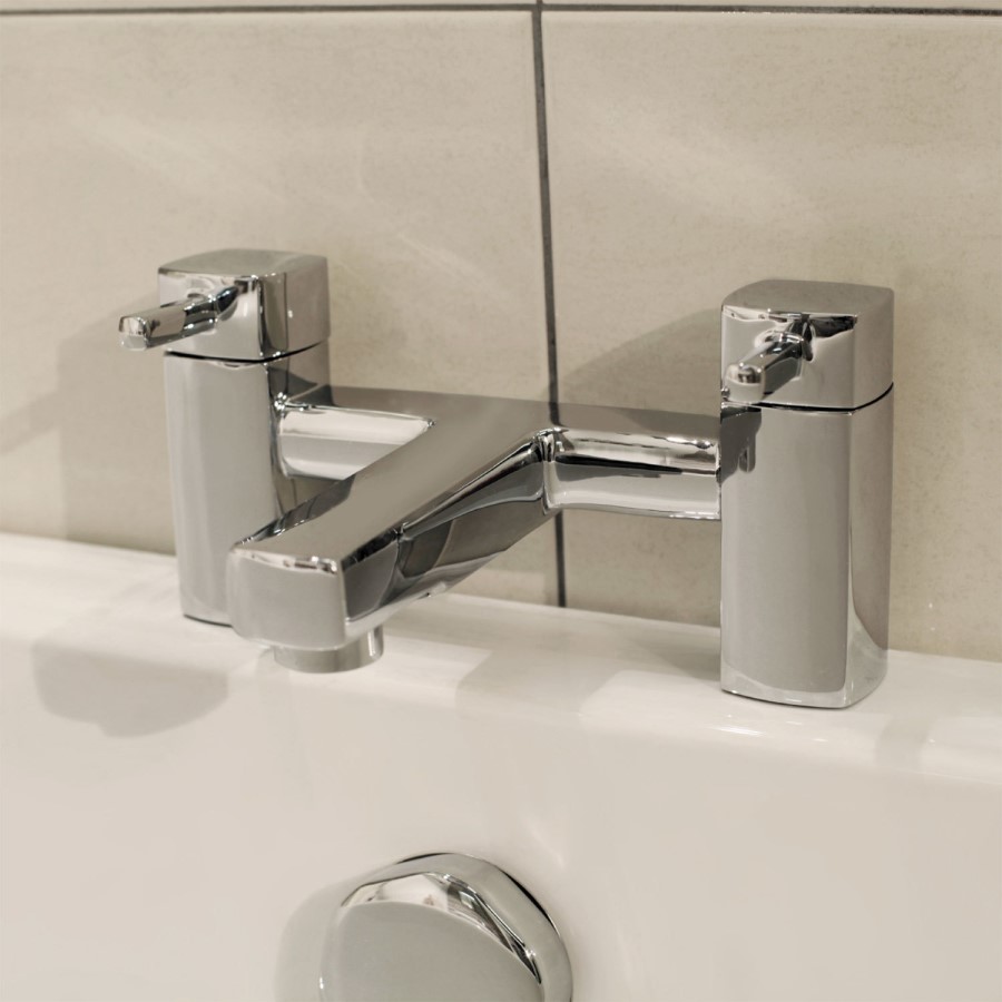 Grade A1 - Chrome Bath and Basin Tap Set - Form